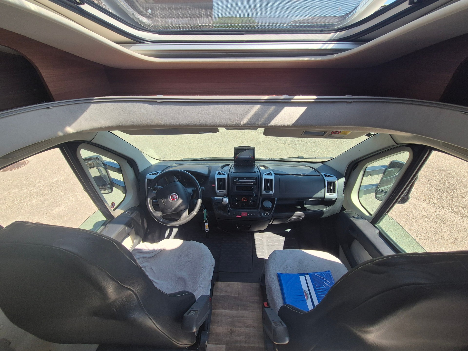 FIAT Ducato MFK Black Selection AHK Sehr gepflegt-image-13
