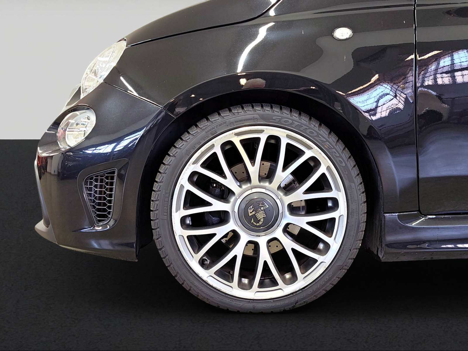 FIAT 595 1.4 16V Turbo Abarth Turismo Dualogic-image-2