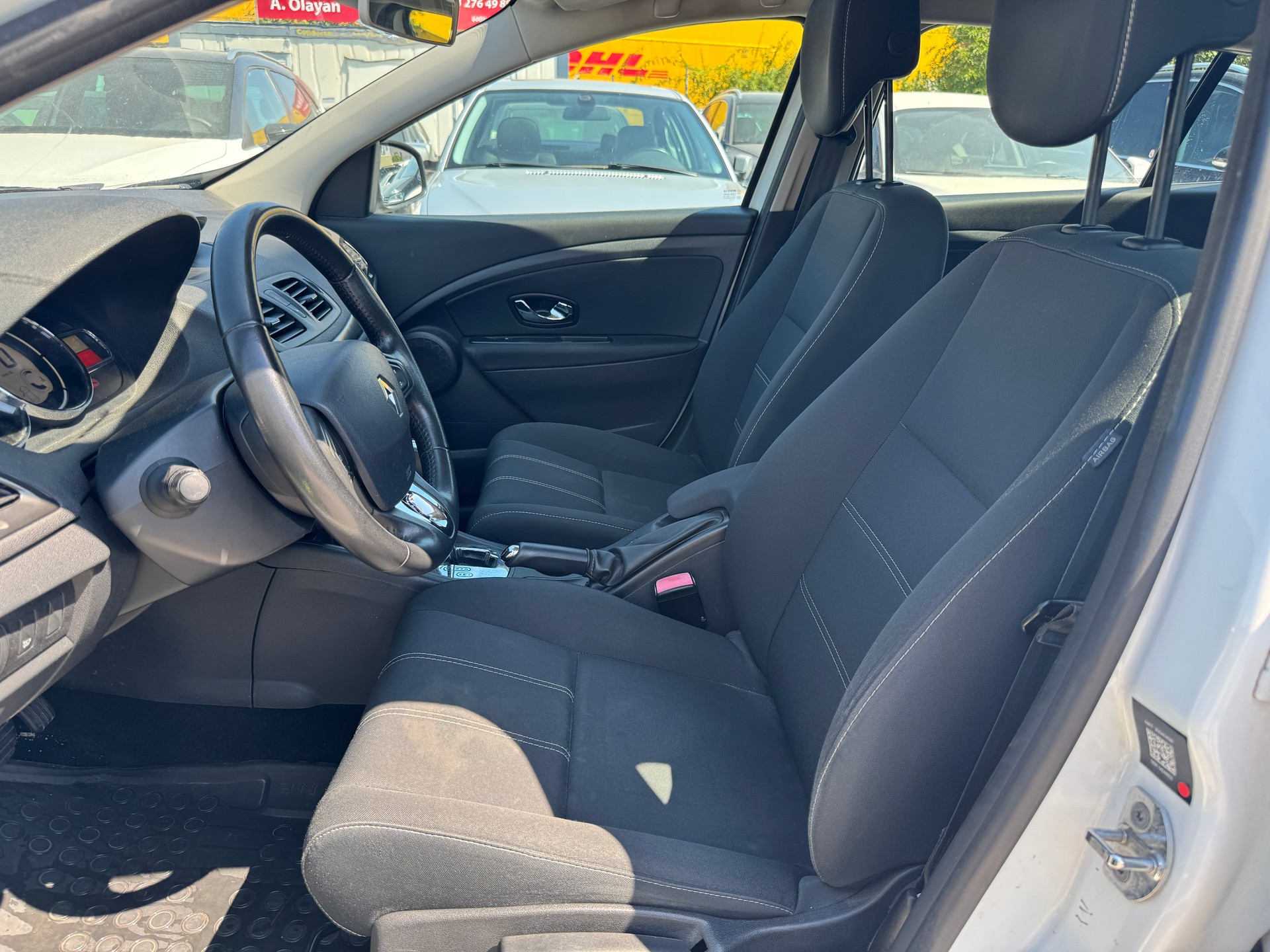 RENAULT Mégane Grandtour 1.5 dCi Expression EDC-image-9