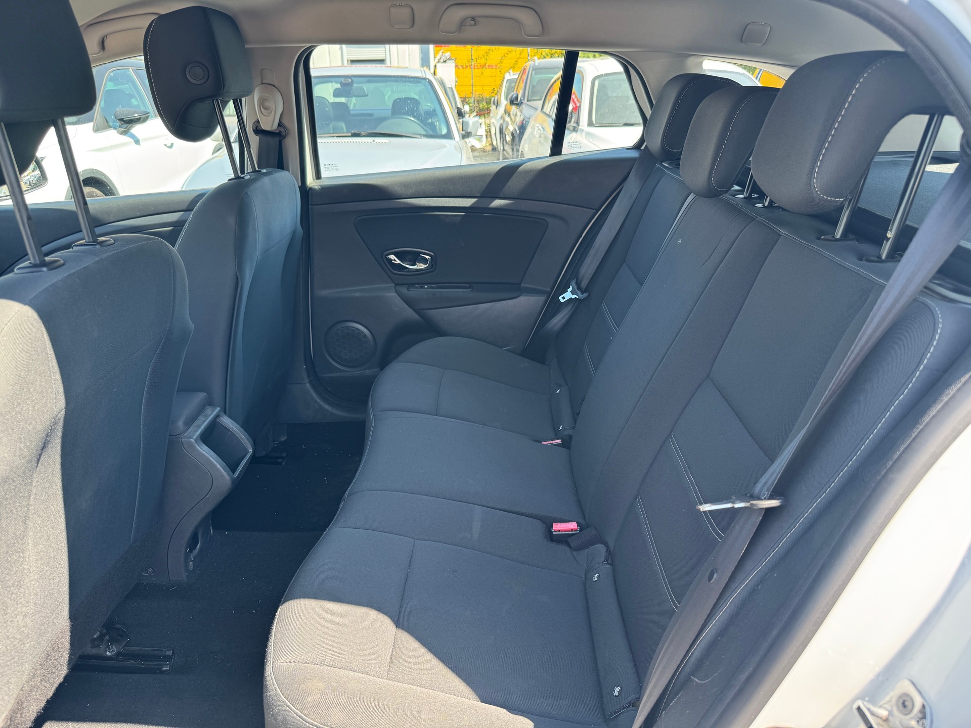 RENAULT Mégane Grandtour 1.5 dCi Expression EDC-image-10