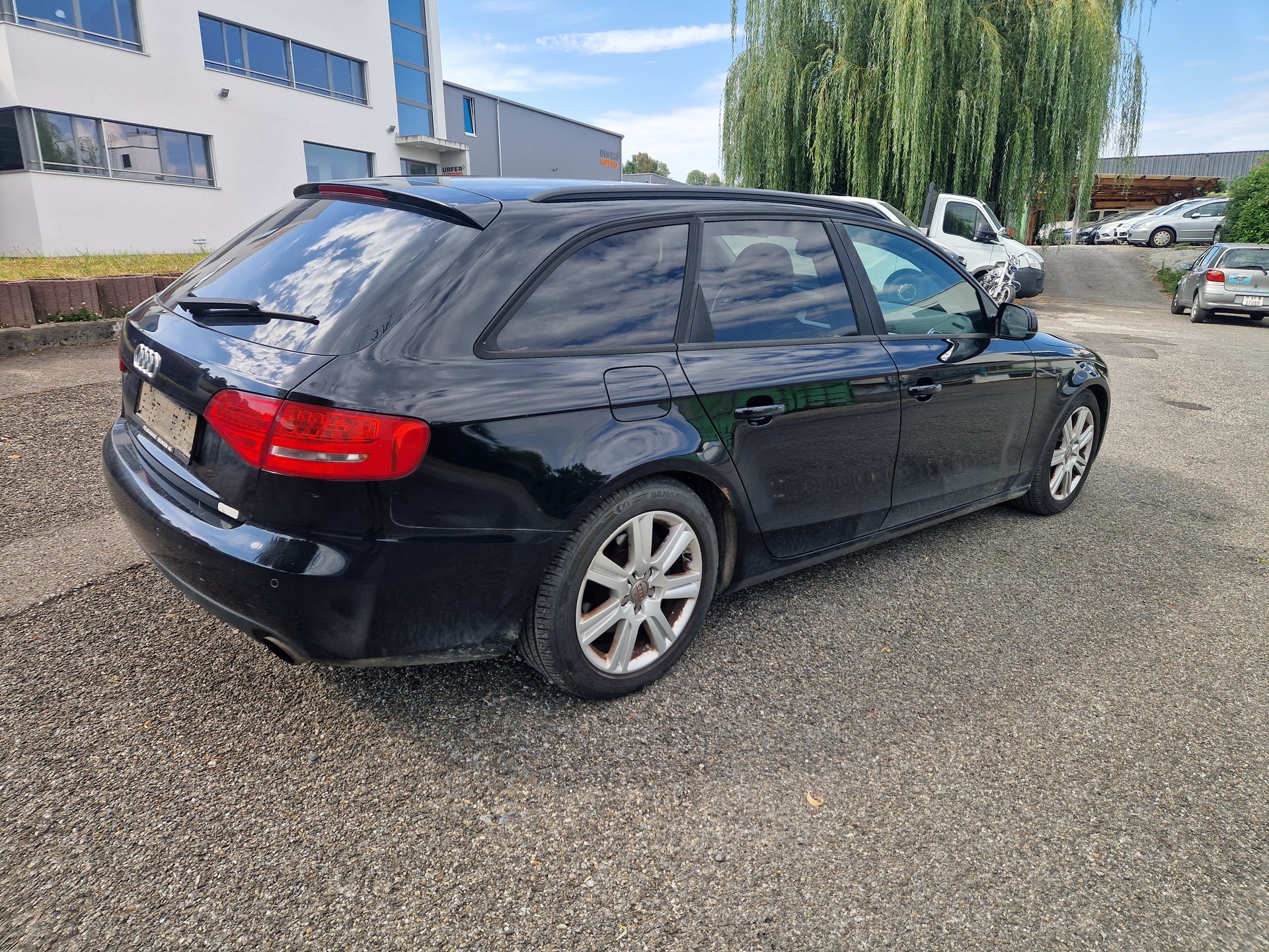 AUDI A4 Avant 2.0 TFSI quattro S-tronic-image-5
