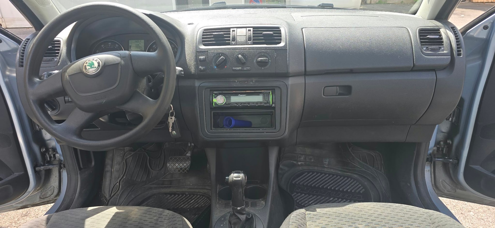 SKODA Roomster 1.2 TSI Style DSG-image-11