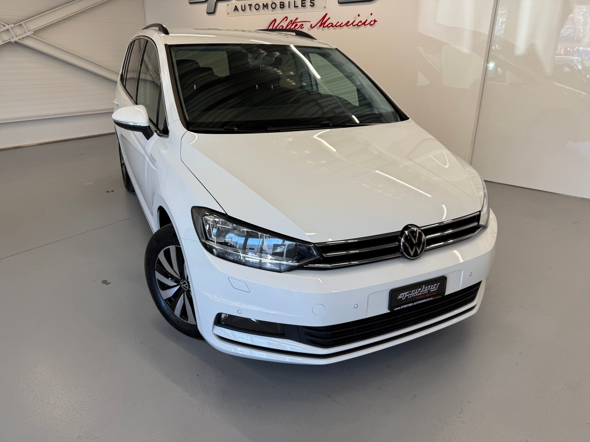 VW Touran 2.0 TDI 7 places BlueMotion Technology Comfortline DSG-image-2