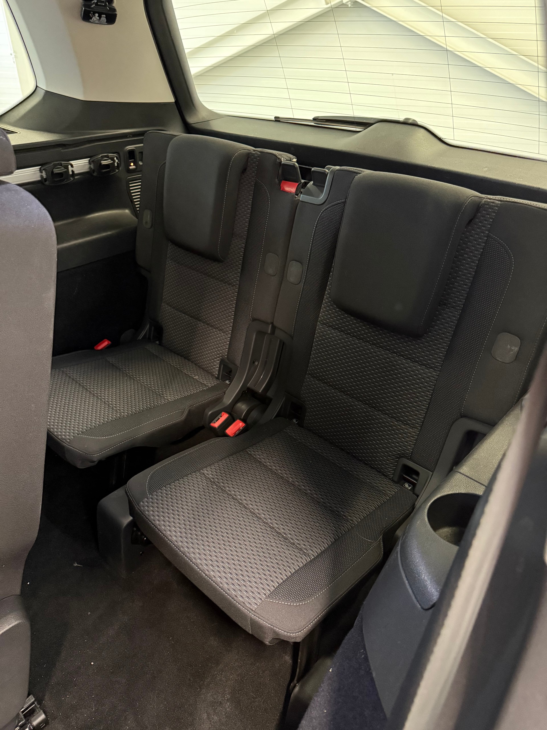 VW Touran 2.0 TDI 7 places BlueMotion Technology Comfortline DSG-image-14