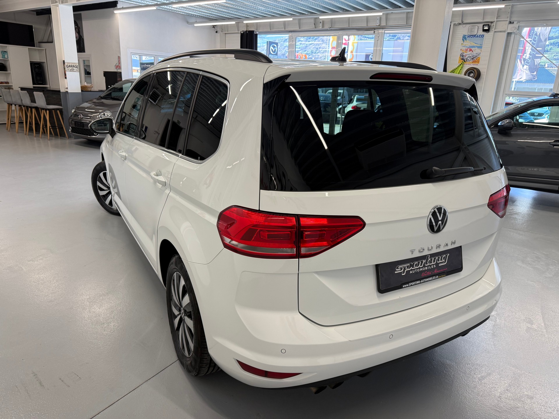VW Touran 2.0 TDI 7 places BlueMotion Technology Comfortline DSG-image-7