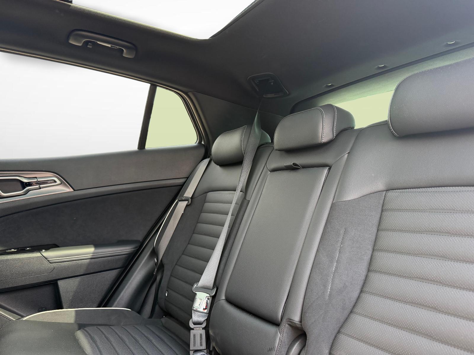 KIA Sportage 1.6 T-GDi PHEV GT-Line-image-10