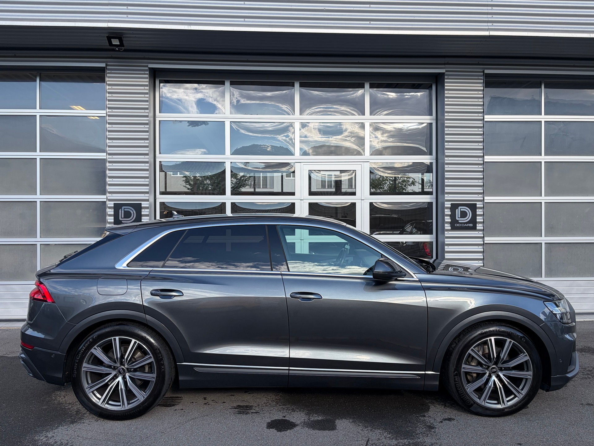 AUDI Q8 55 TFSI quattro tiptronic-image-1