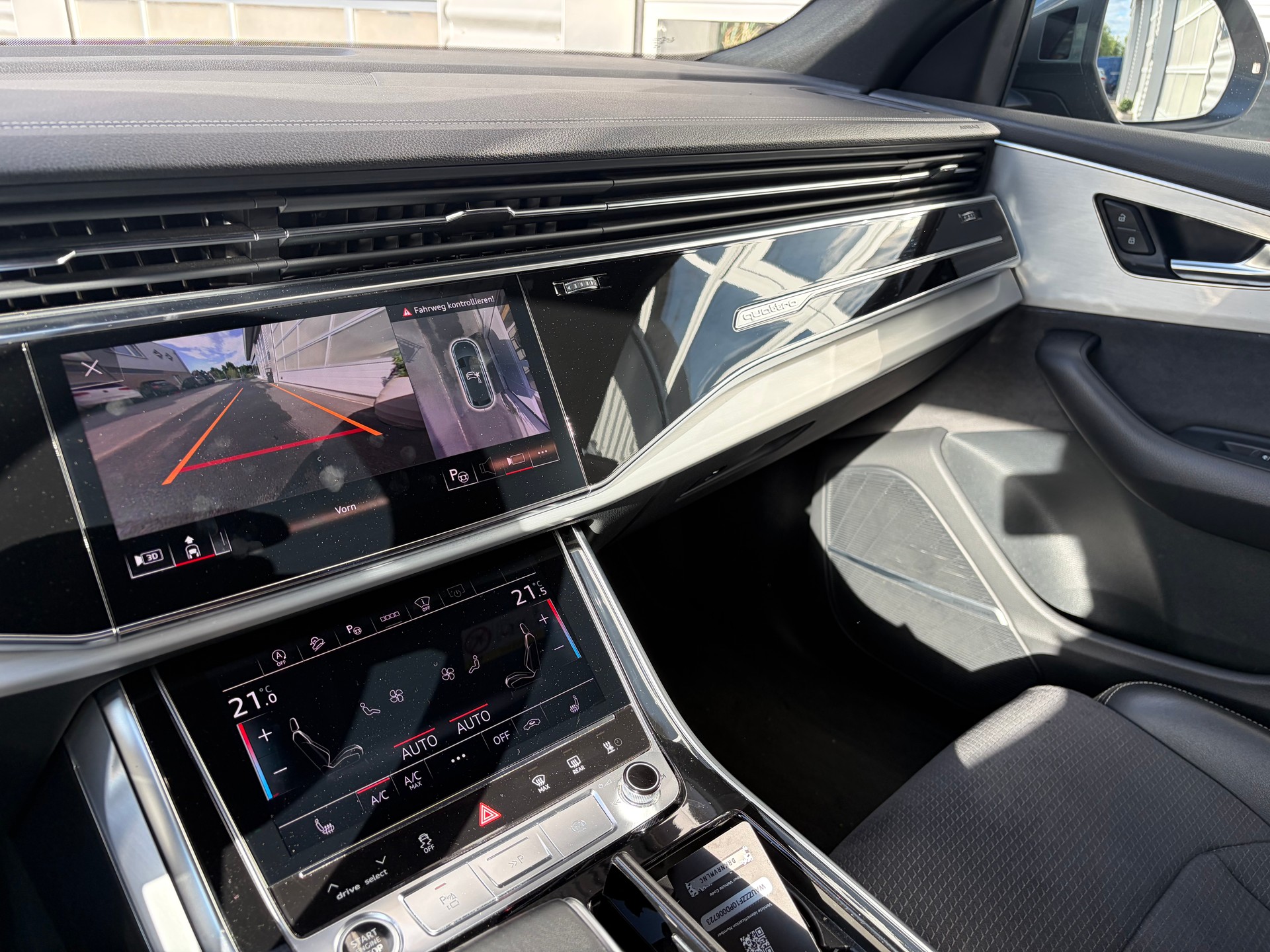 AUDI Q8 55 TFSI quattro tiptronic-image-9