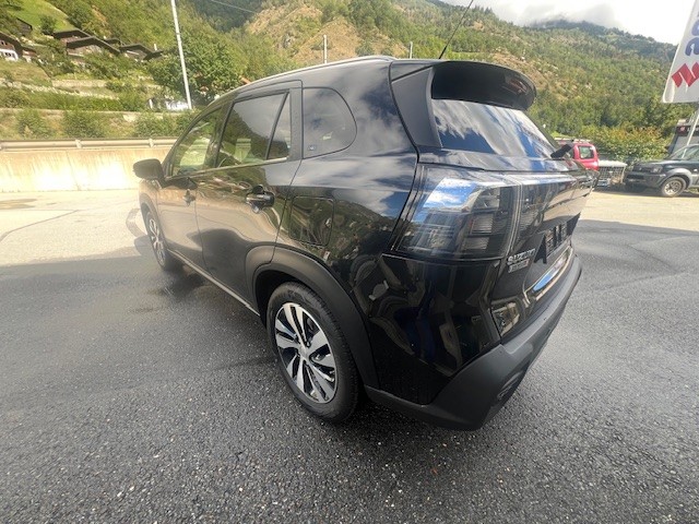 SUZUKI S-Cross 1.5 Compact Top Hybrid-image-2