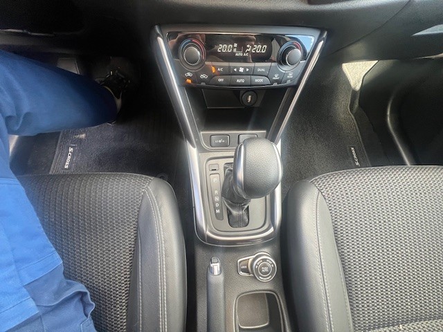 SUZUKI S-Cross 1.5 Compact Top Hybrid-image-13