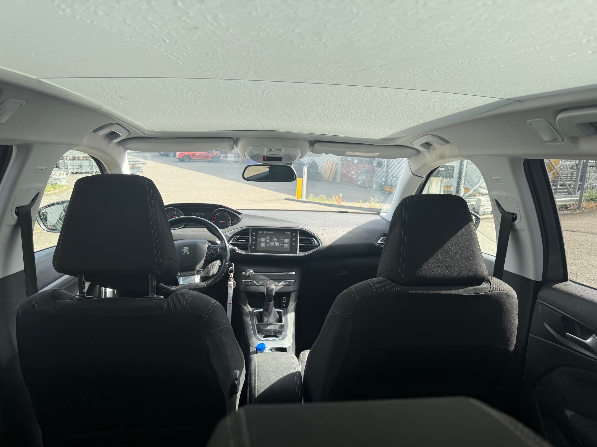 PEUGEOT 308 SW 1.2 Pure Tech Active EAT6-image-7