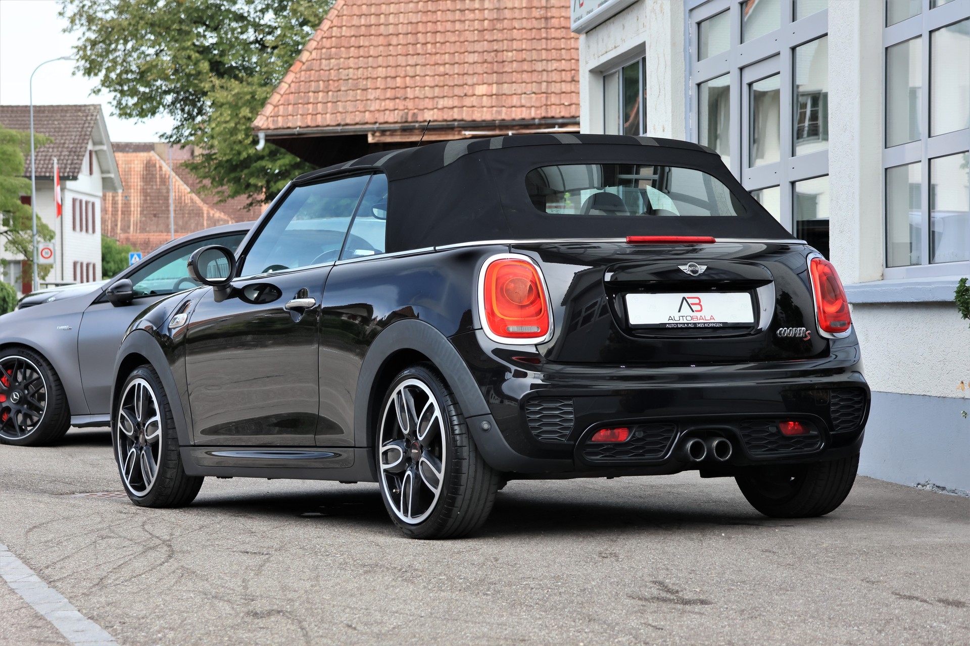 MINI Cooper S Cabriolet (CH)-image-2