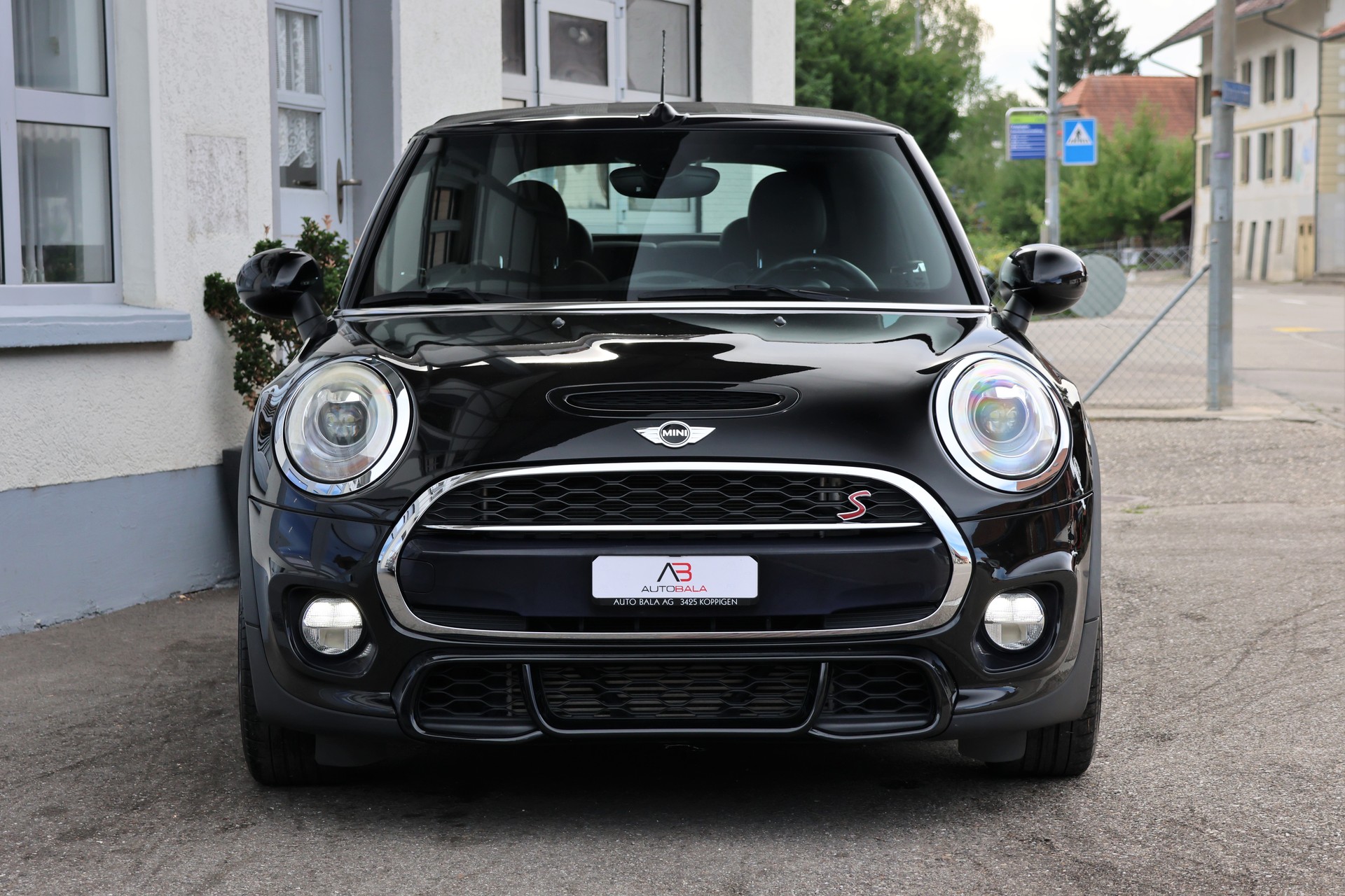 MINI Cooper S Cabriolet (CH)-image-1