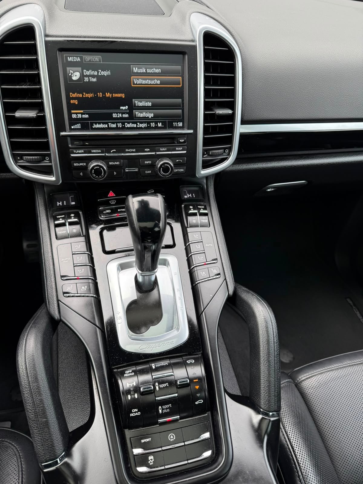 PORSCHE Cayenne Diesel-image-5