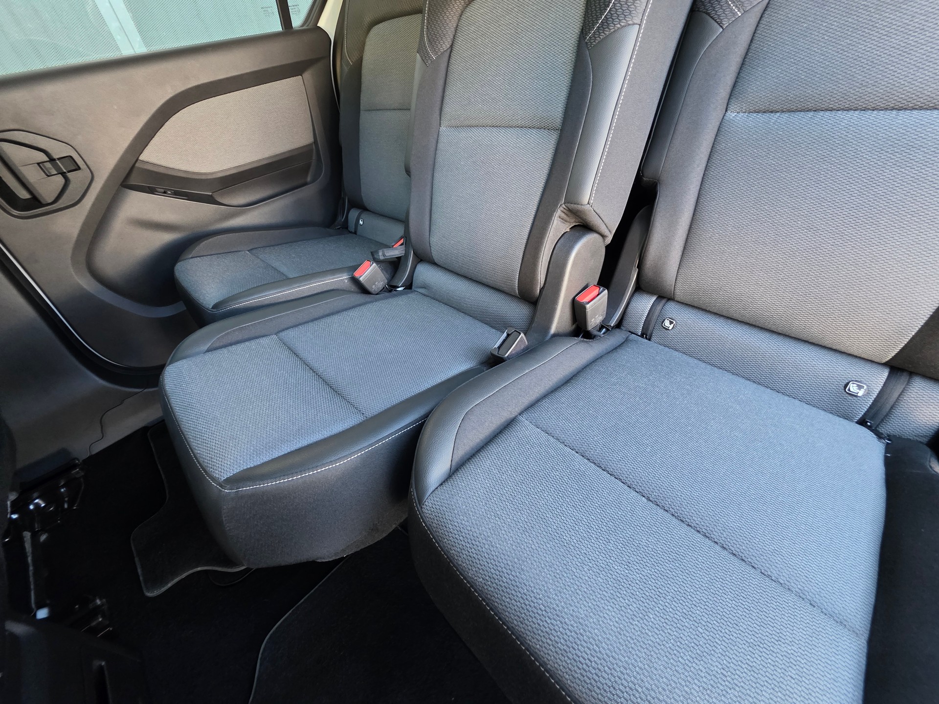 RENAULT Kangoo 1.3 TCe 130 PF Techno EDC-image-5