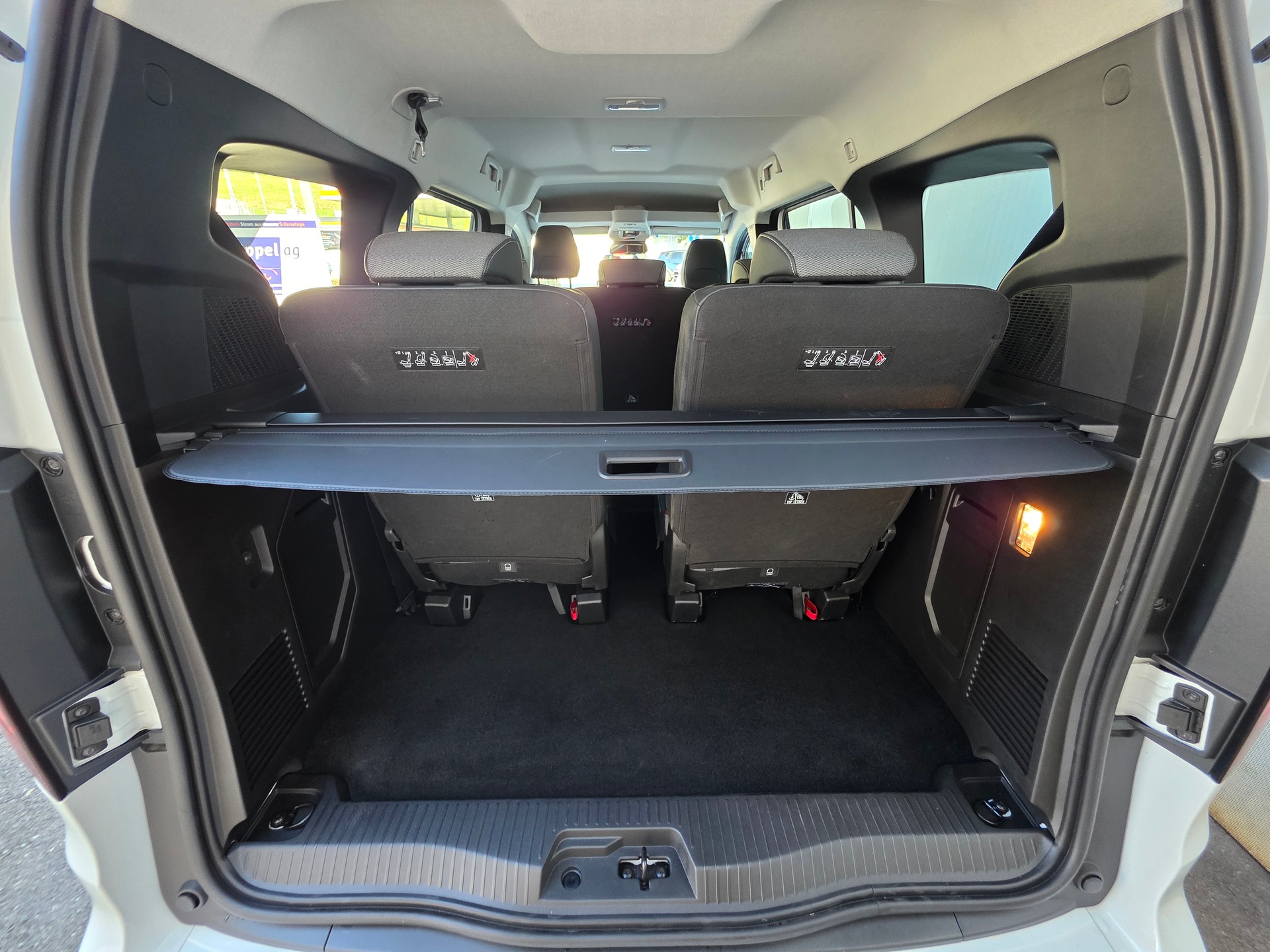 RENAULT Kangoo 1.3 TCe 130 PF Techno EDC-image-3
