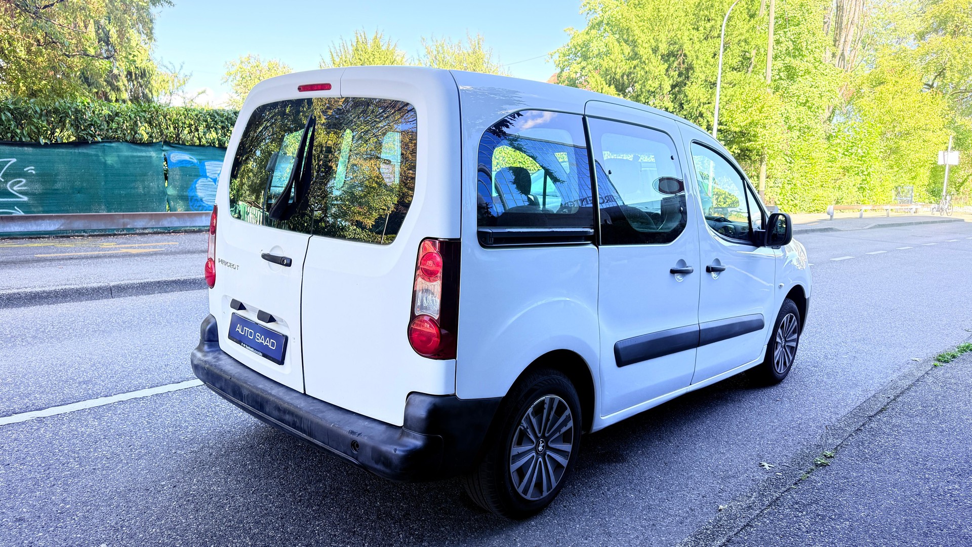 PEUGEOT Partner 1.6 Active-image-2