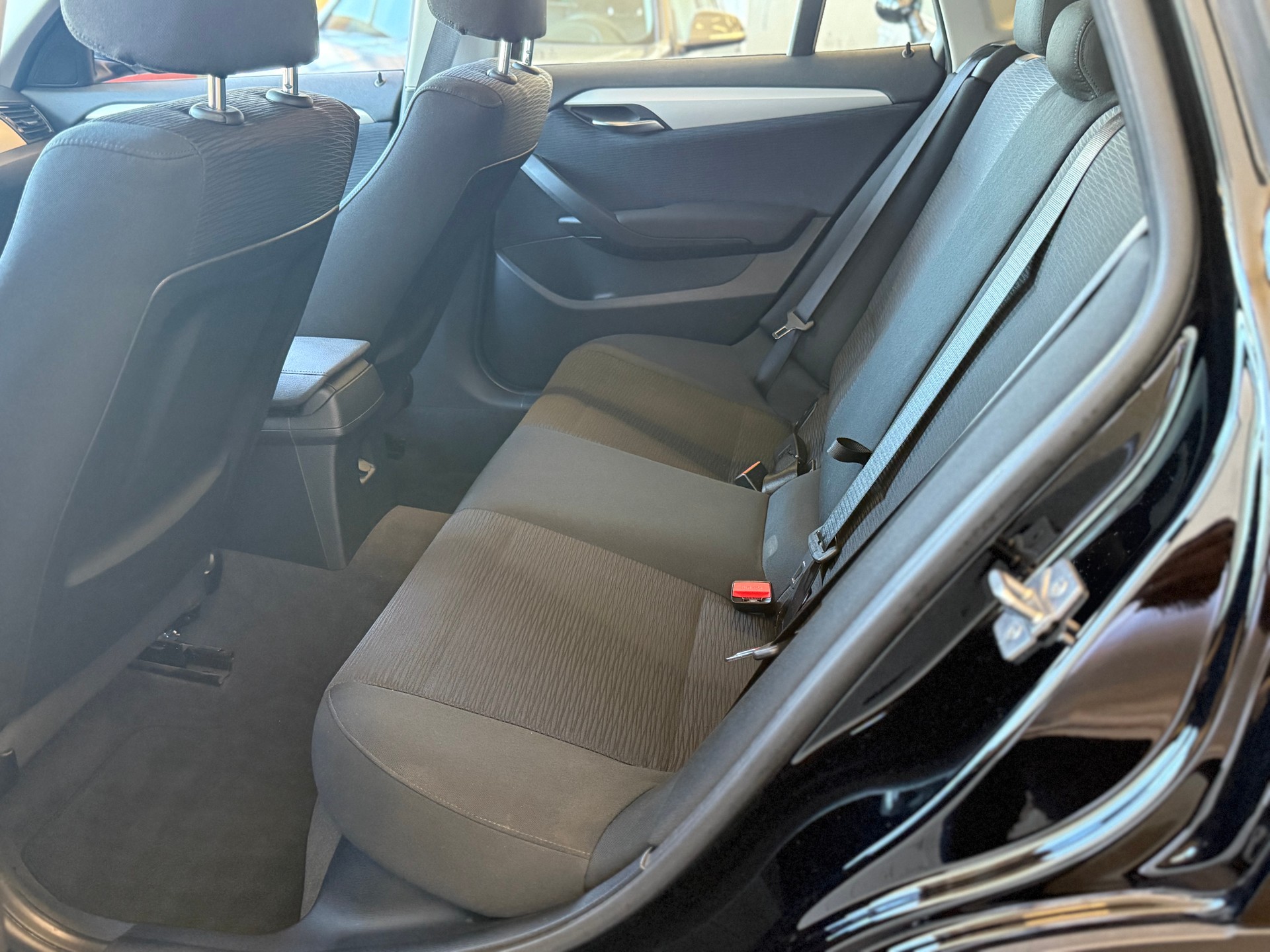 BMW X1 xDrive 18d Steptronic-image-13