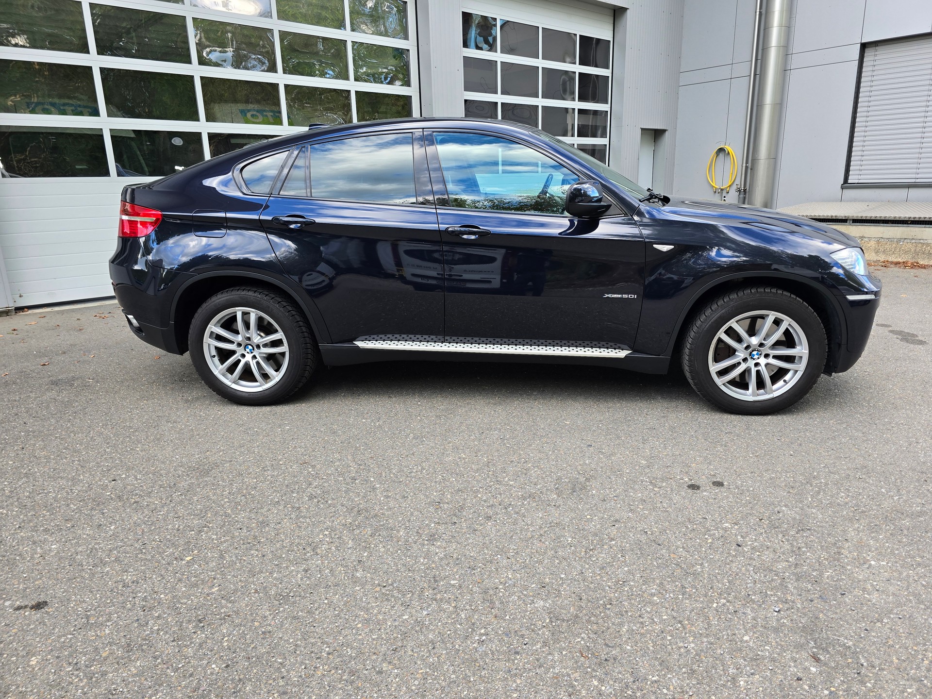 BMW X6 xDrive 50i Steptronic-image-3