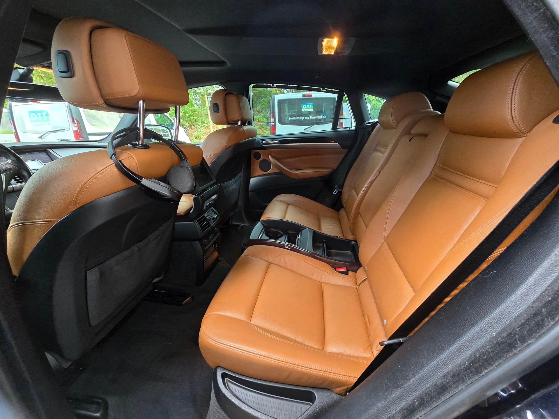 BMW X6 xDrive 50i Steptronic-image-8