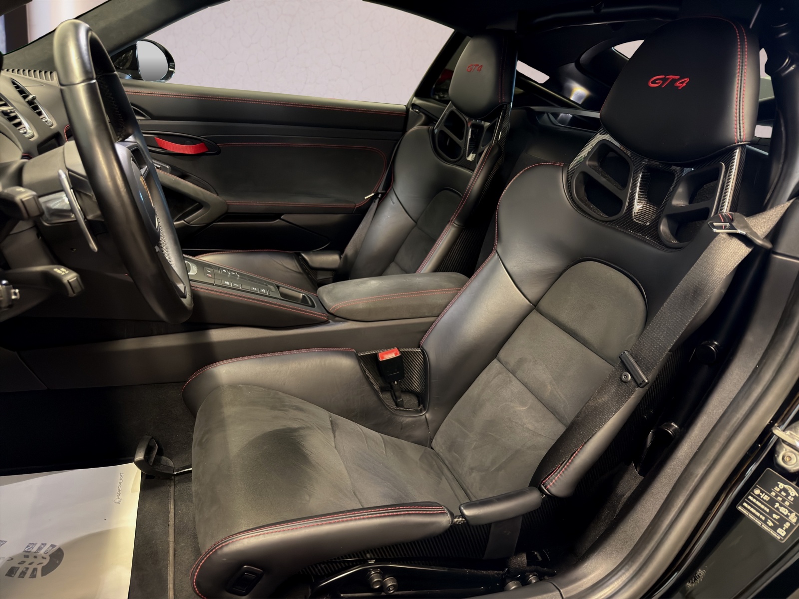 PORSCHE 718 Cayman GT4PDK-image-6