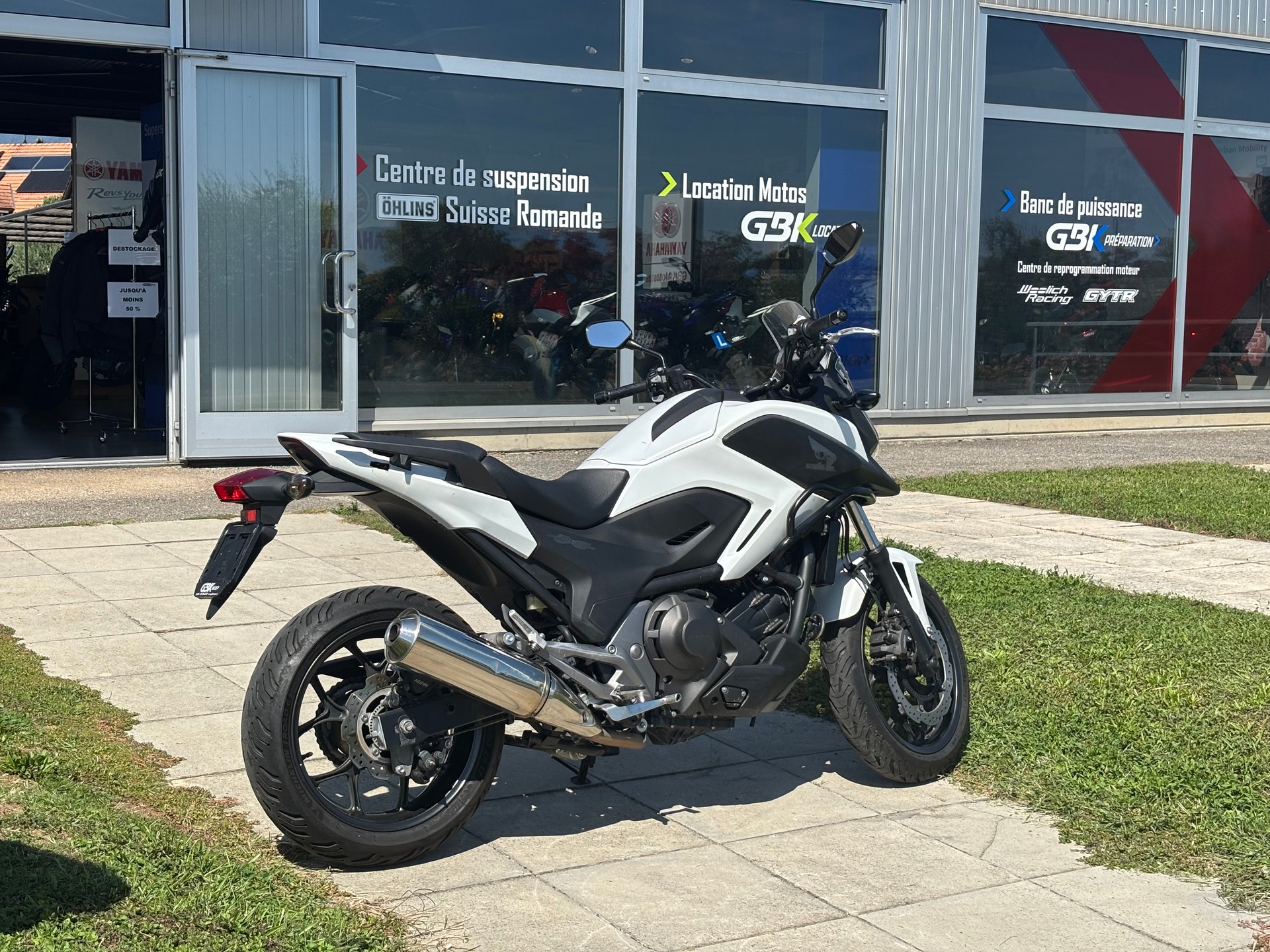 HONDA NC 750 X DTC ABS-showroom-element-1
