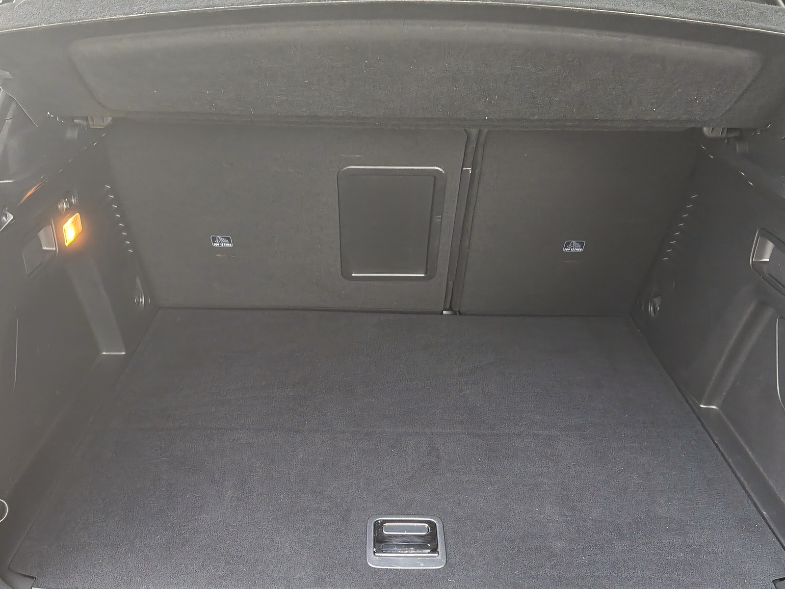 PEUGEOT 3008 1.6 Plug-in Hybrid GT-image-18
