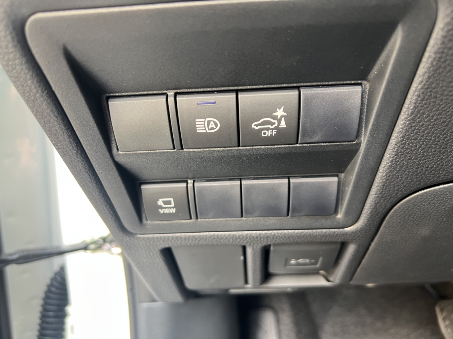 TOYOTA Hilux Double Cab.-Pick-up 59KWh Style-image-14