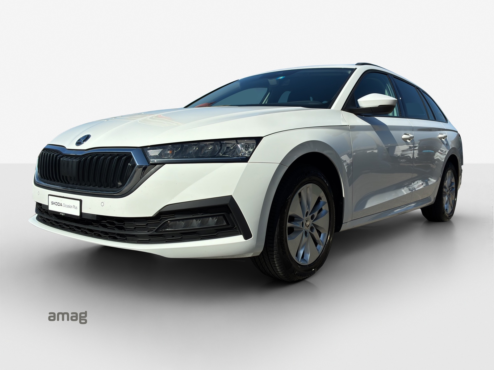 SKODA Octavia Combi 2.0 TDI DSG Ambition-showroom-element-1
