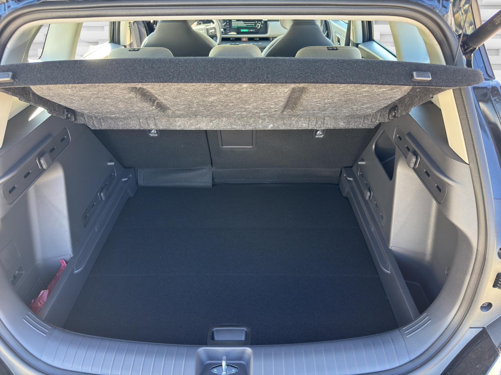 KIA Seltos 1.6 T-GDi Style-image-8