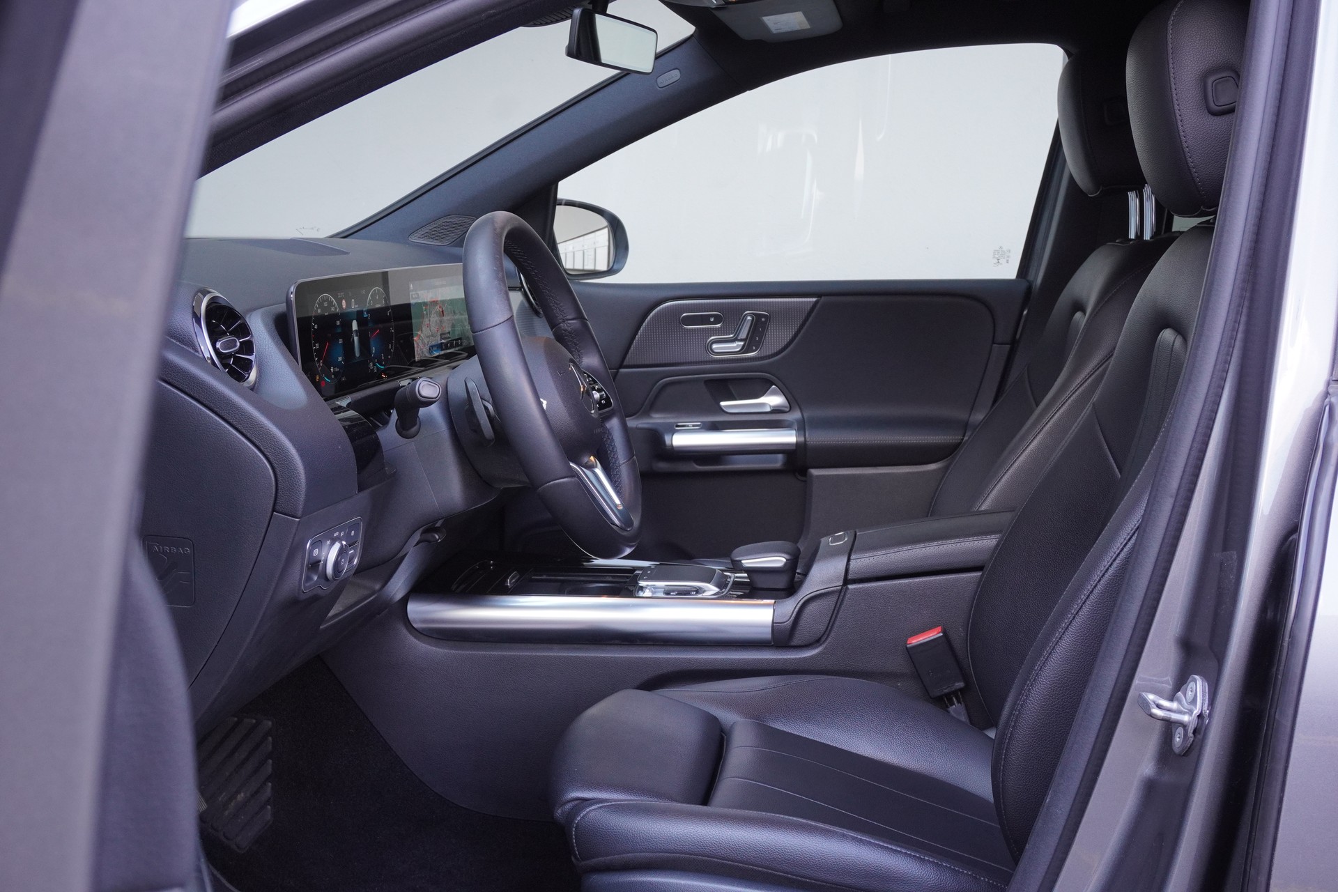 MERCEDES-BENZ B 180 Progressive 7G-DCT-image-8