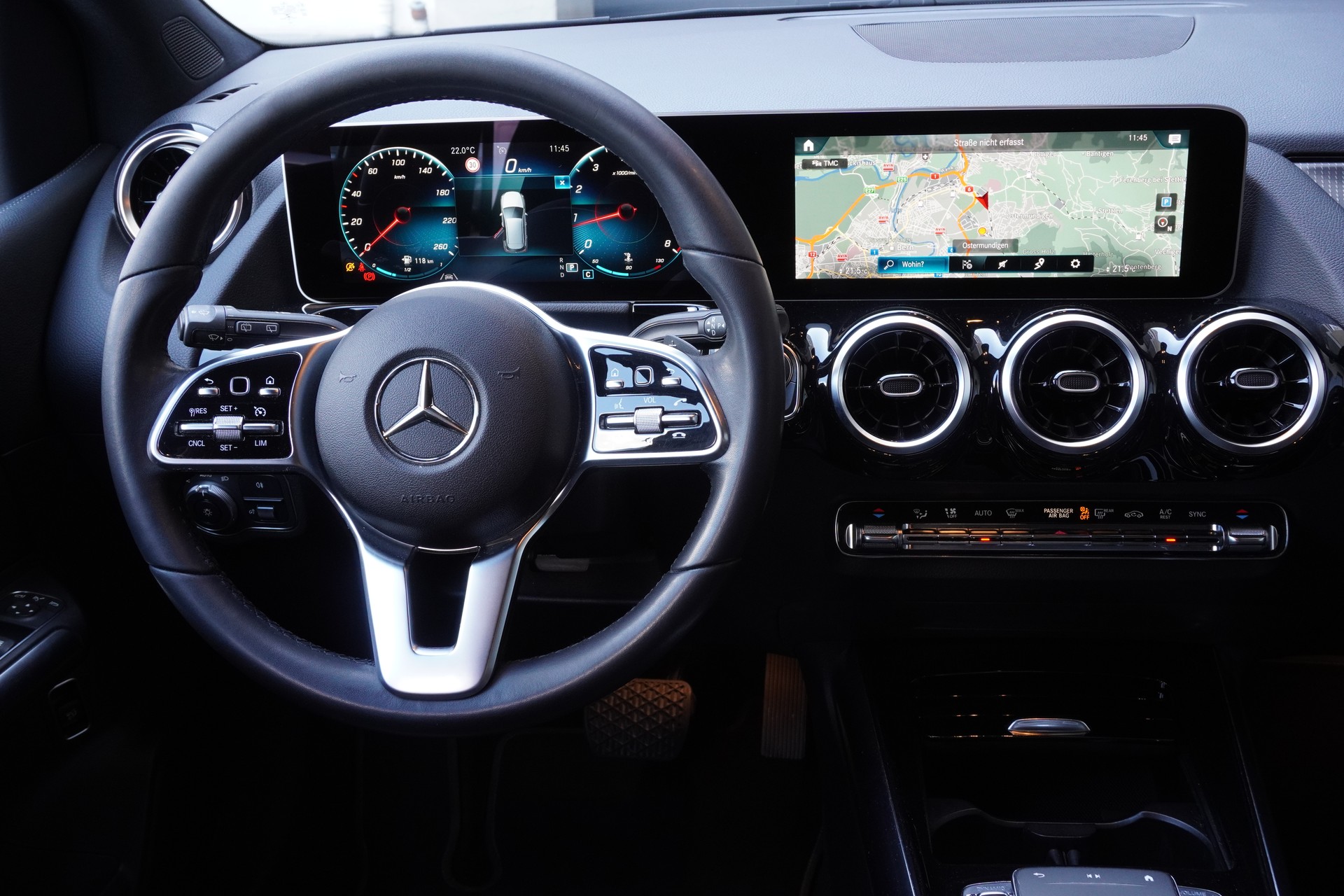 MERCEDES-BENZ B 180 Progressive 7G-DCT-image-10