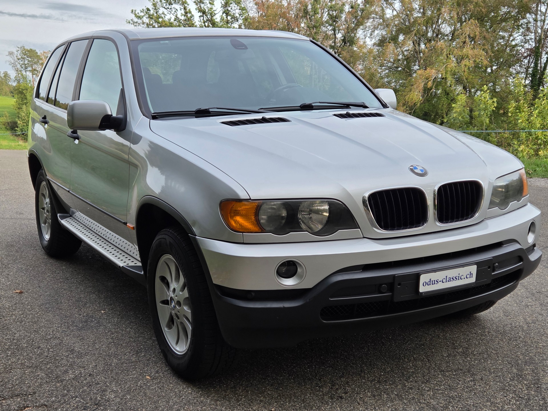BMW X5 3.0i-image-2