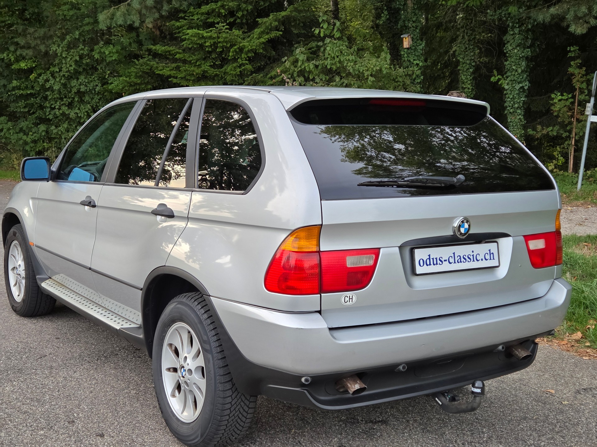 BMW X5 3.0i-image-3