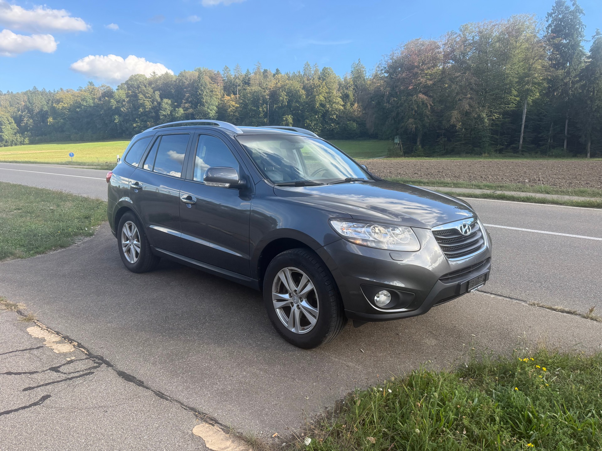 HYUNDAI Santa Fe 2.2 CRDI Swiss Plus Edition 4WD Automatic-image-0