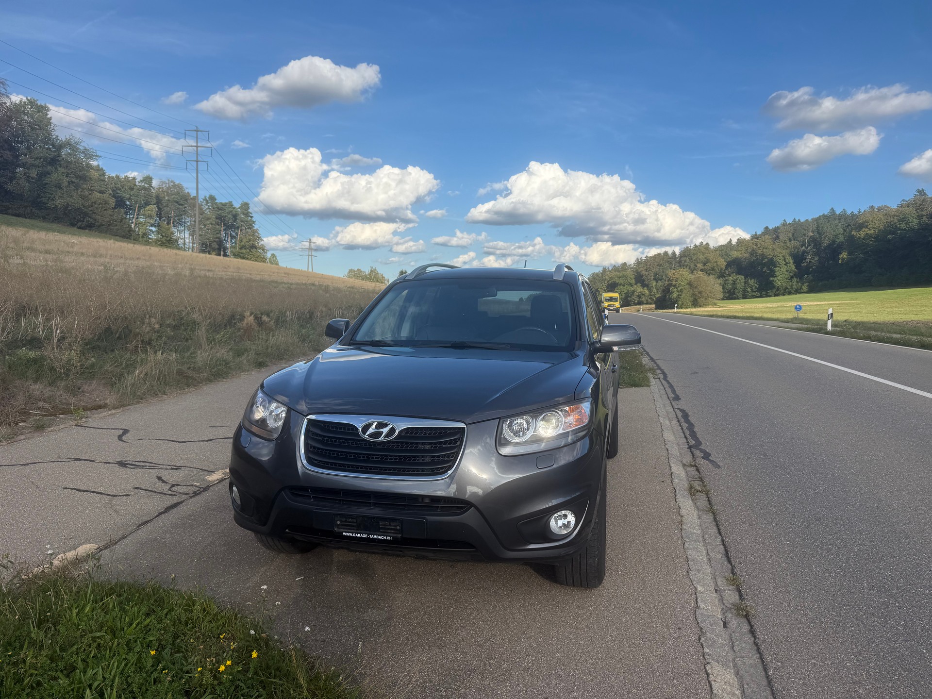 HYUNDAI Santa Fe 2.2 CRDI Swiss Plus Edition 4WD Automatic-image-1