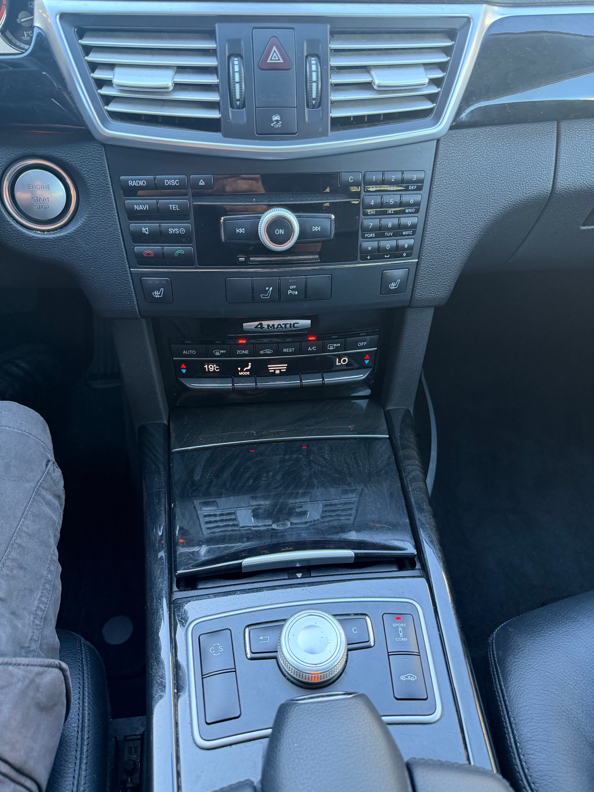 MERCEDES-BENZ E 350 CDI BlueEfficiency 4Matic 7G-Tronic-image-6