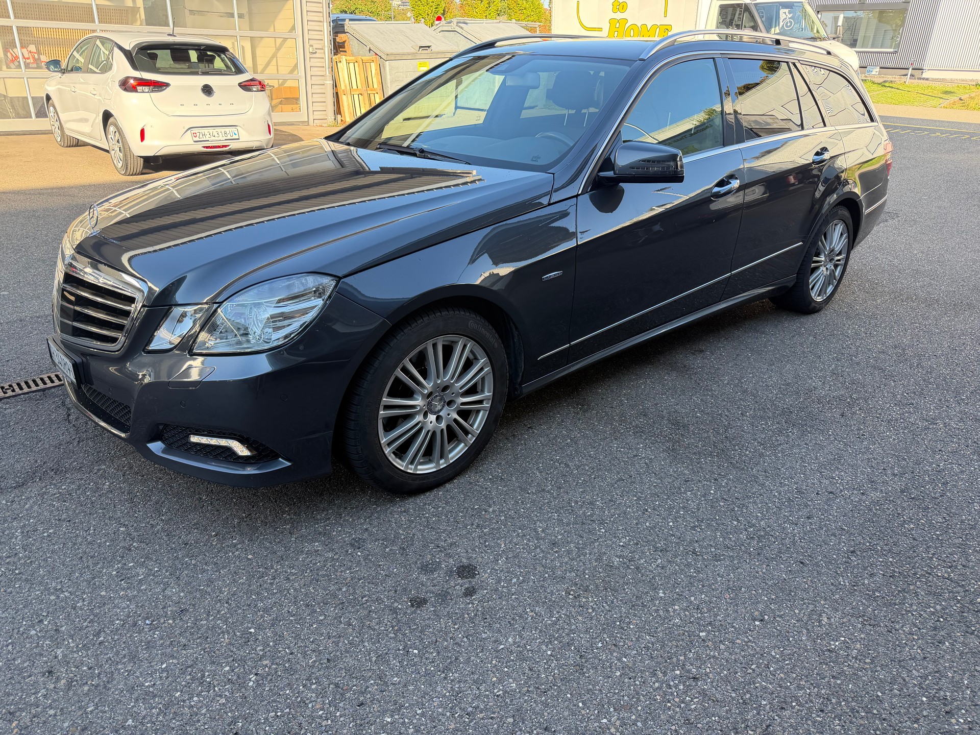 MERCEDES-BENZ E 350 CDI BlueEfficiency 4Matic 7G-Tronic-image-1