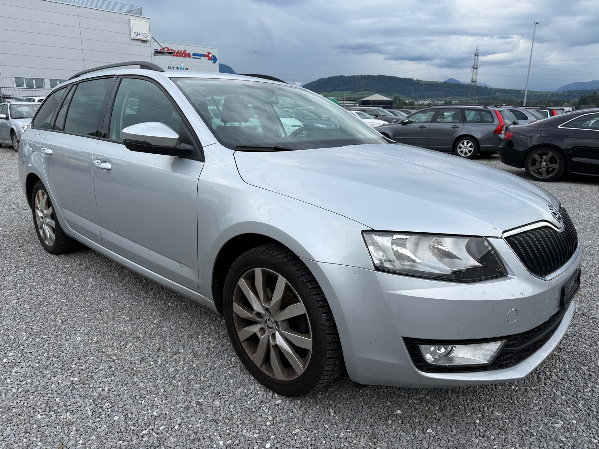 SKODA Octavia Combi 2.0 TDI Style 4x4-image-5