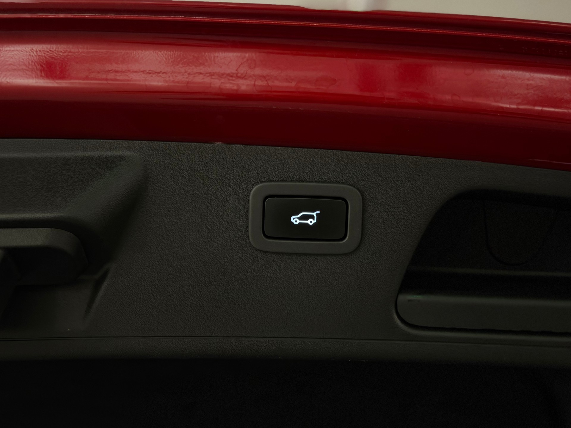 JAGUAR E-Pace 2.0 P250 R-Dynamic S AWD Automatik-image-12
