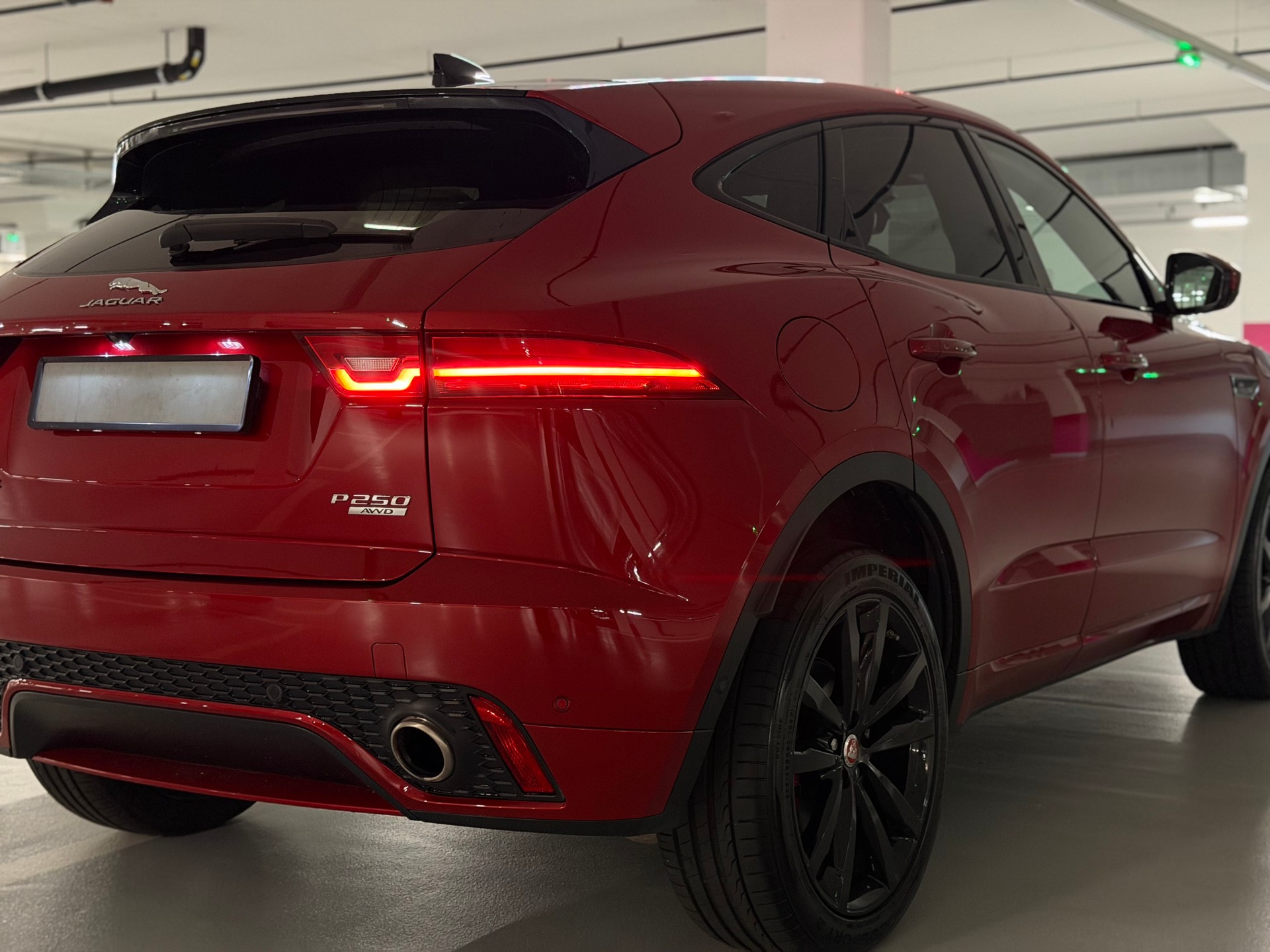 JAGUAR E-Pace 2.0 P250 R-Dynamic S AWD Automatik-image-15