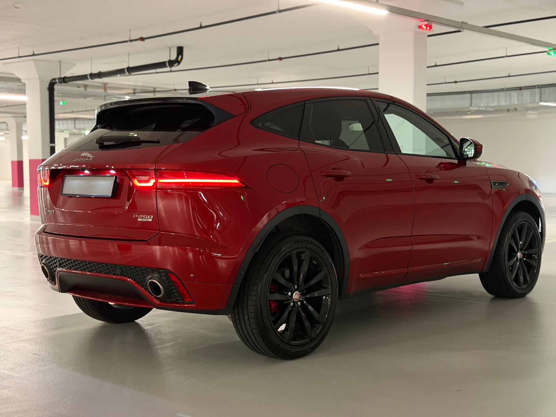 JAGUAR E-Pace 2.0 P250 R-Dynamic S AWD Automatik-image-14