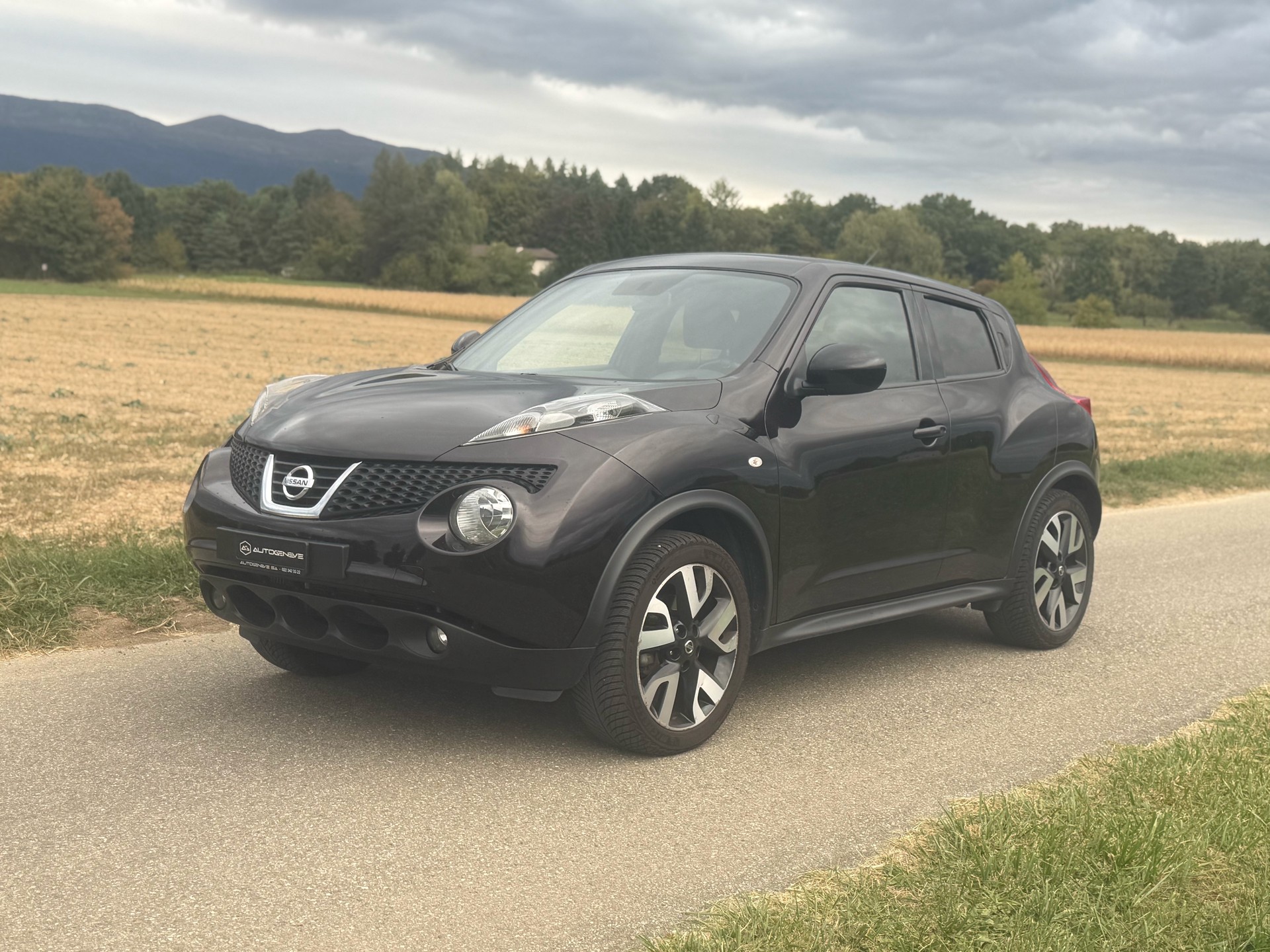 NISSAN Juke 1.6 DIG-T n-tec 4x4 Xtronic M-CVT-image-9