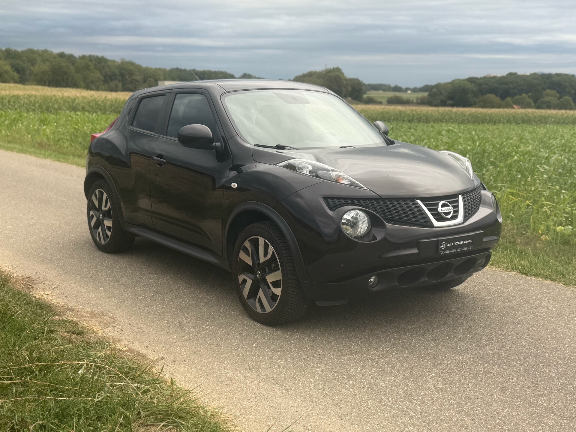 NISSAN Juke 1.6 DIG-T n-tec 4x4 Xtronic M-CVT-image-2
