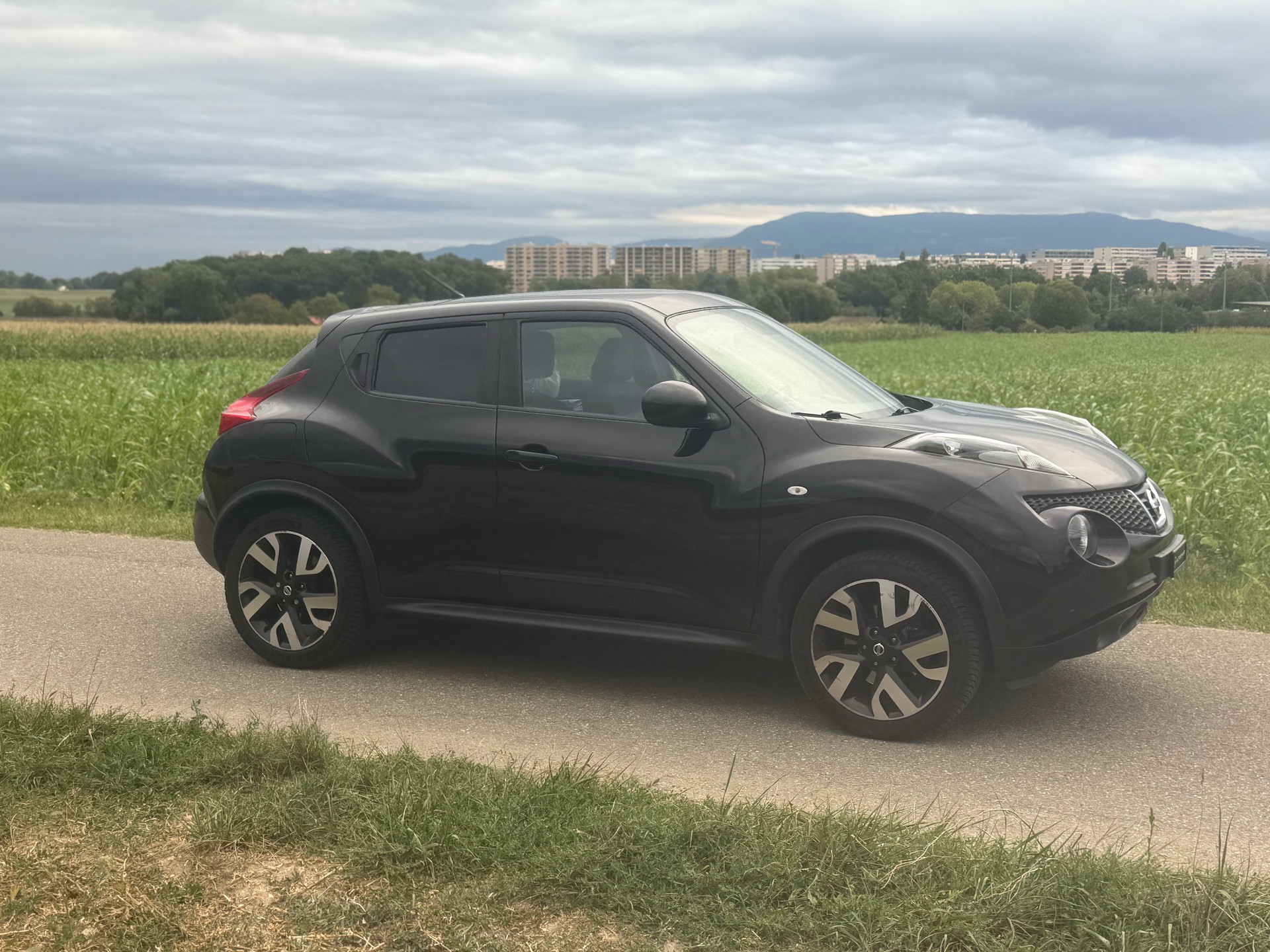 NISSAN Juke 1.6 DIG-T n-tec 4x4 Xtronic M-CVT-image-3