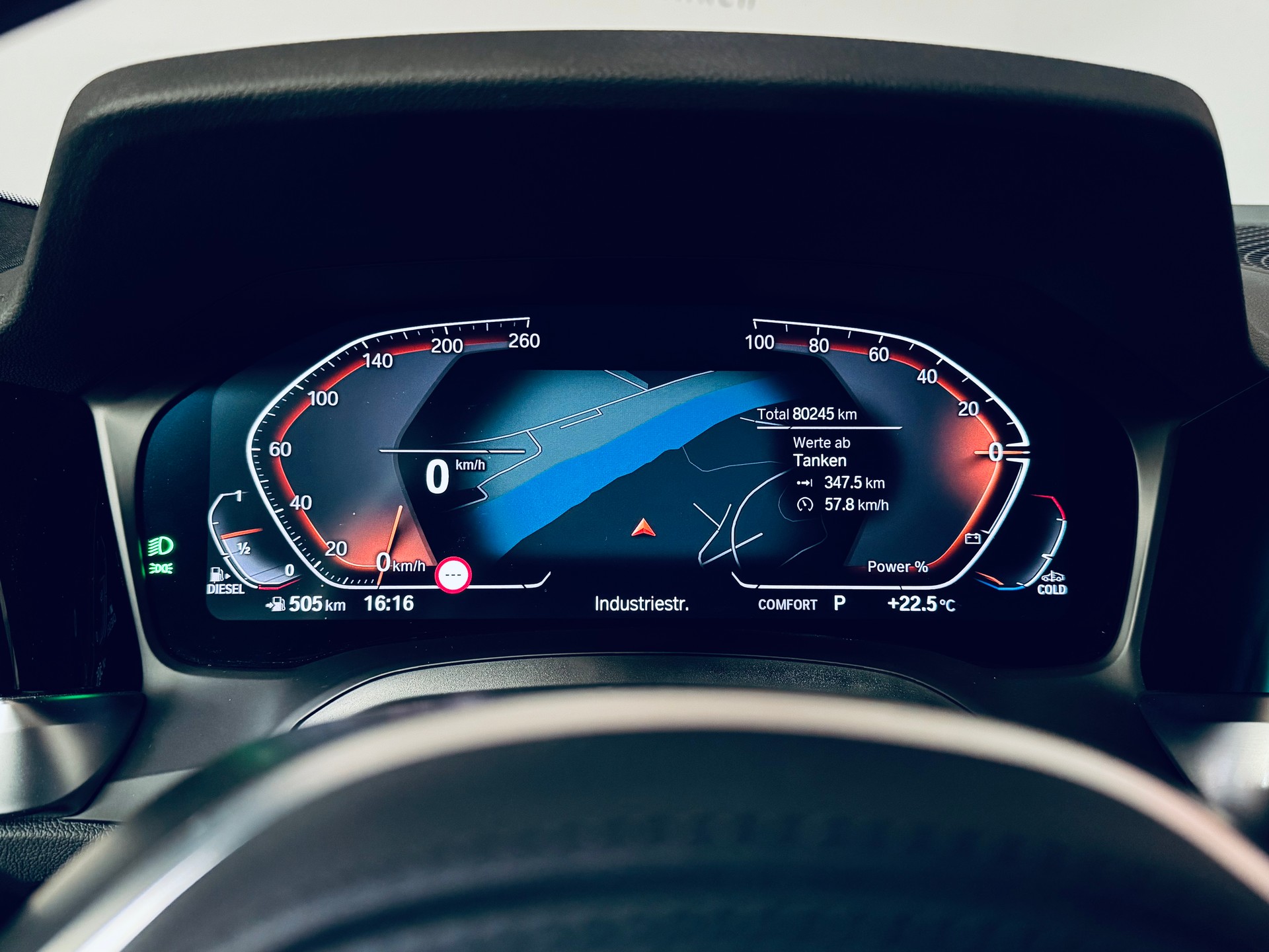 BMW 330d xDrive 48V Touring M Sport Steptronic-image-17
