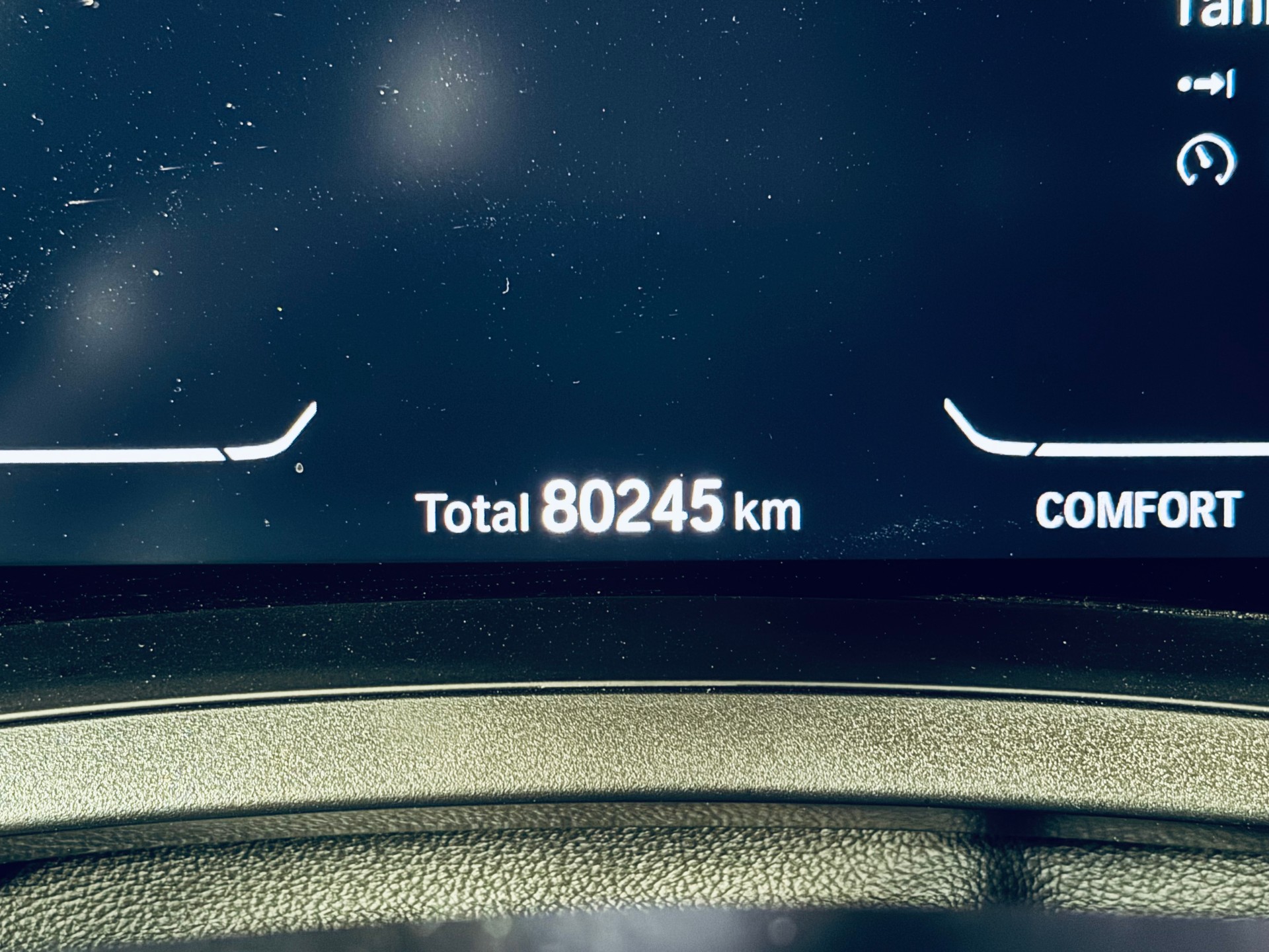 BMW 330d xDrive 48V Touring M Sport Steptronic-image-18