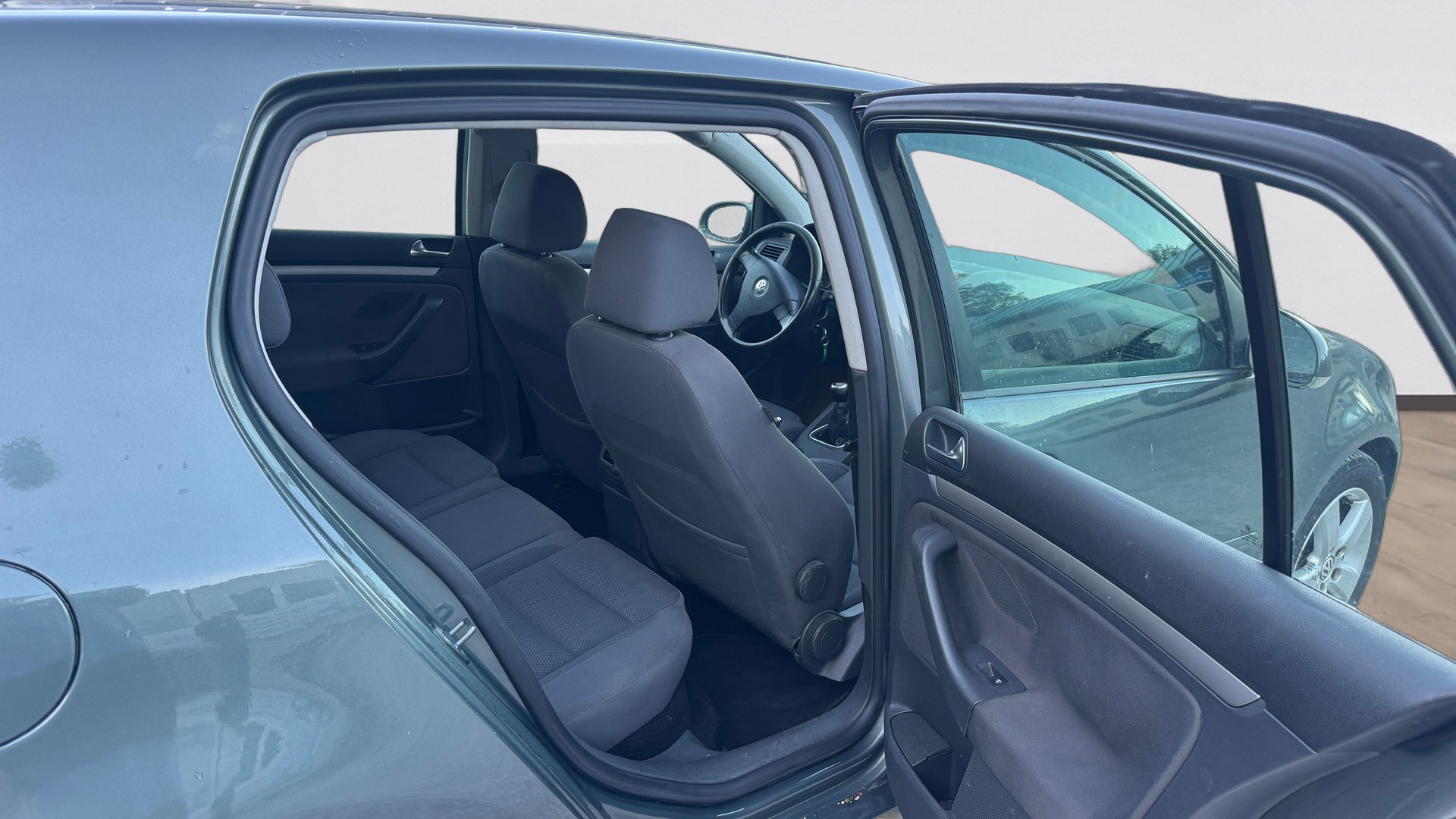 VW Golf 2.0 FSI 4Motion-image-11