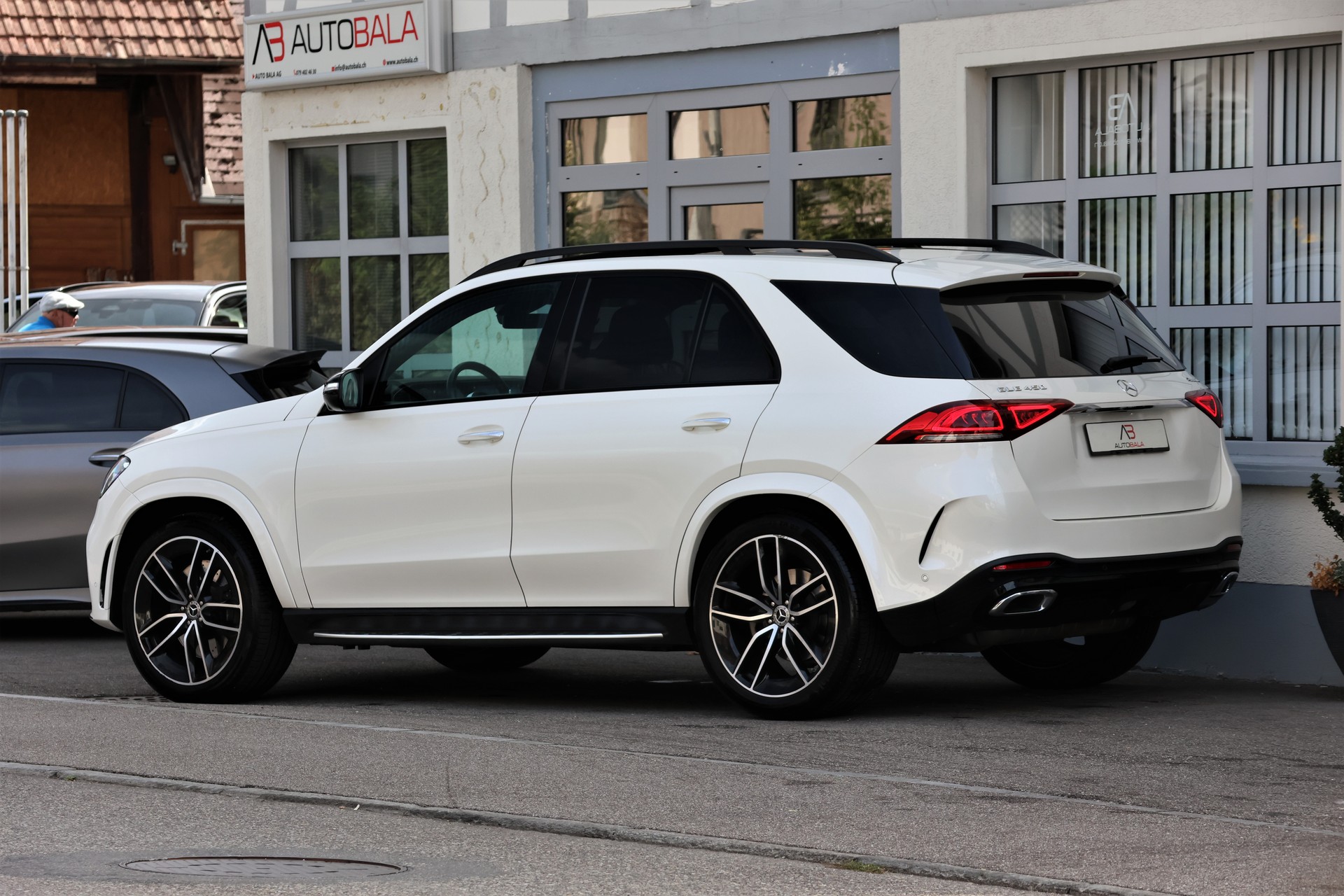 MERCEDES-BENZ GLE 450 4Matic AMG Line 9G-Tronic (CH) + 3.5T AHK-image-4