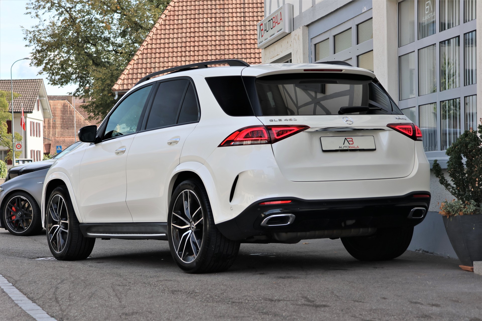 MERCEDES-BENZ GLE 450 4Matic AMG Line 9G-Tronic (CH) + 3.5T AHK-image-2